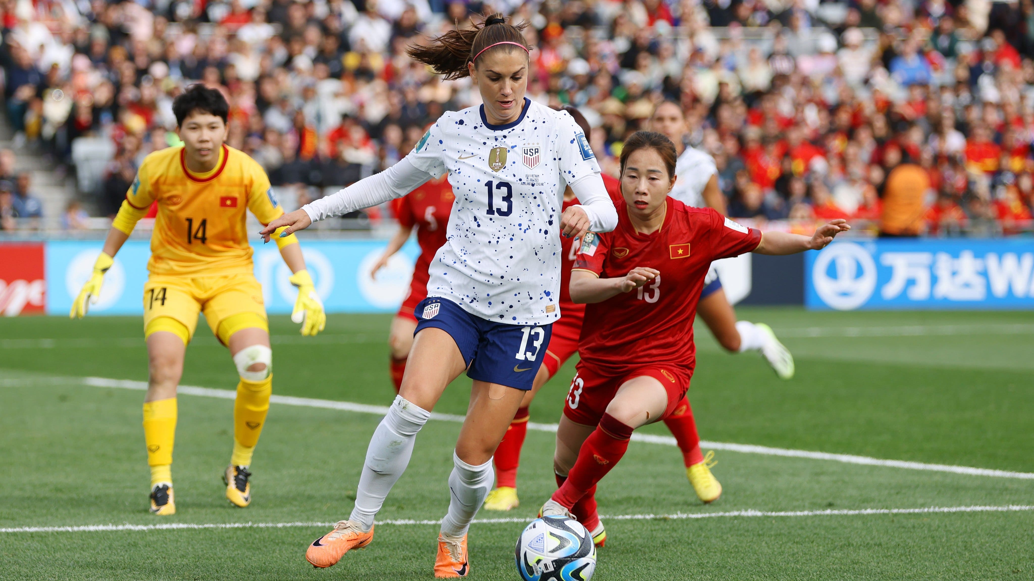 Estados Unidos estreia com vitória sobre Vietnã na Copa do Mundo Feminina Lorena Bueri