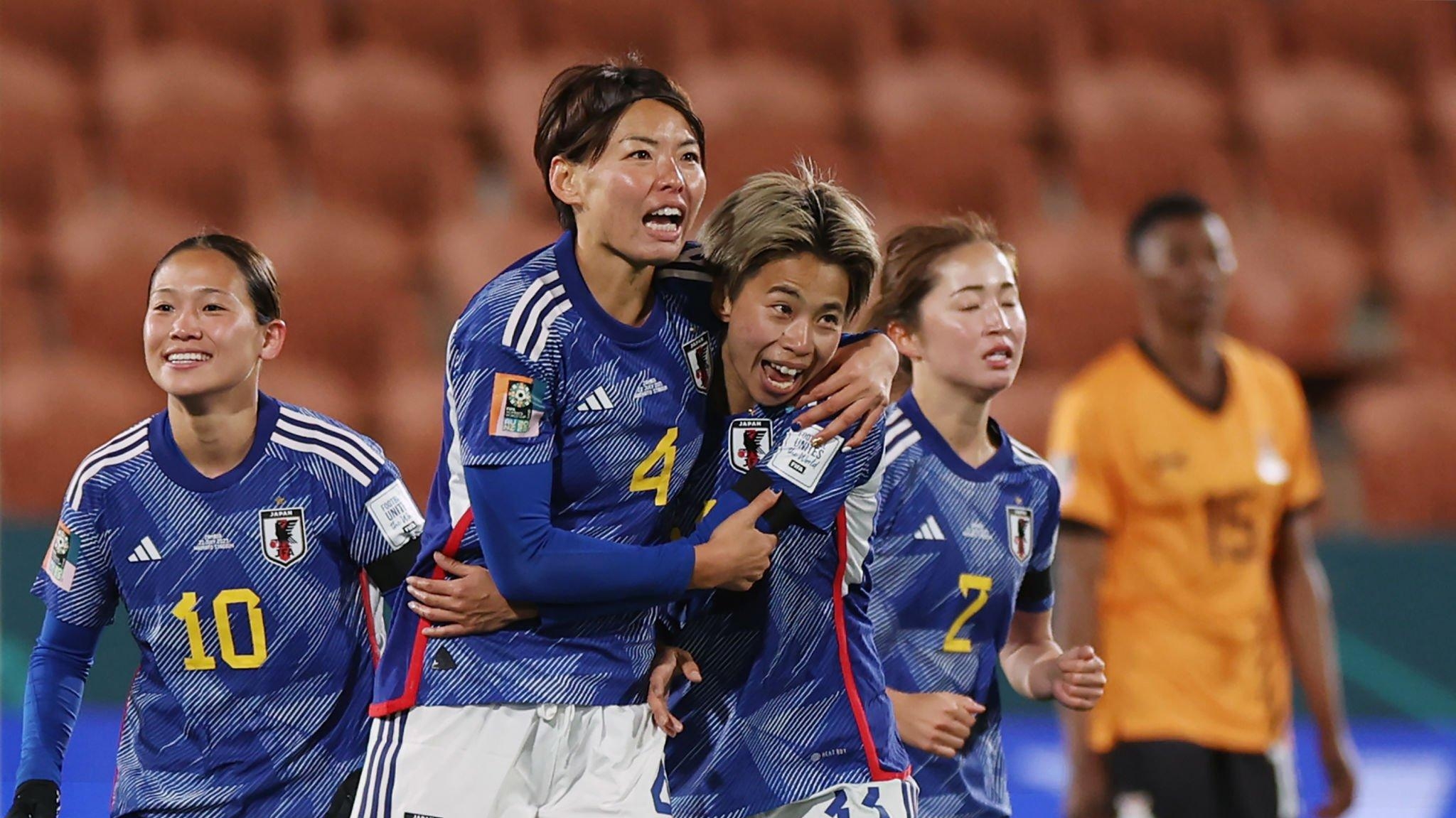 Japão não sofre contra Zâmbia e aplica a maior goleada na Copa do Mundo Lorena Bueri