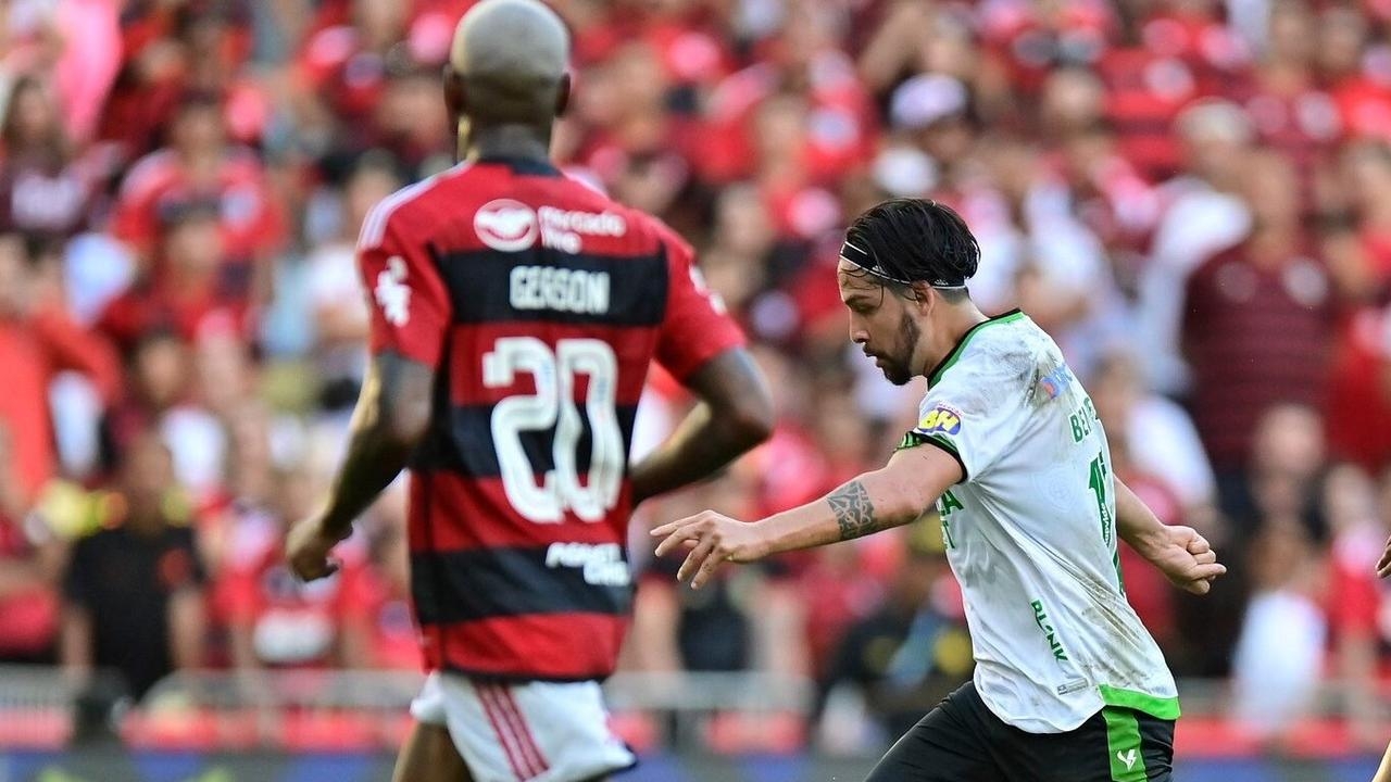 Flamengo empata com América MG dentro do Maracanã  Lorena Bueri