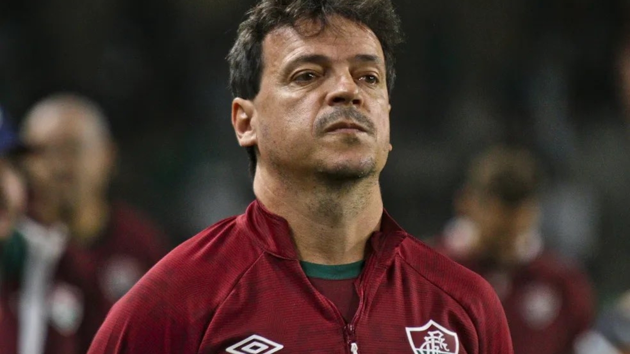 Diniz critica sua equipe em entrevista coletiva após o jogo contra o Coritiba Lorena Bueri