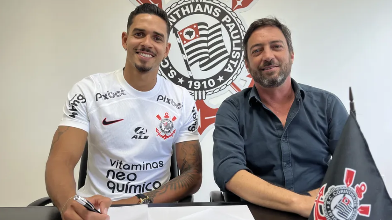 Corinthians oficializa a contratação do zagueiro Lucas Veríssimo  Lorena Bueri