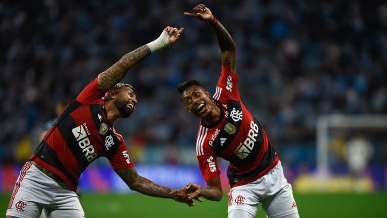 Gabigol perde pênalti, mas Flamengo vence o Grêmio em ida da semifinal da Copa do Brasil Lorena Bueri