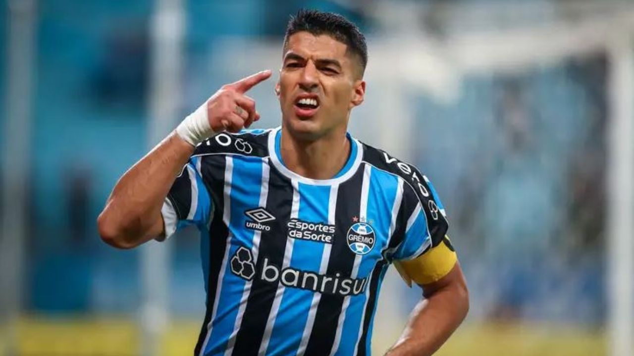 Suárez e Grêmio fazem acordo para antecipar fim do contrato do jogador Lorena Bueri
