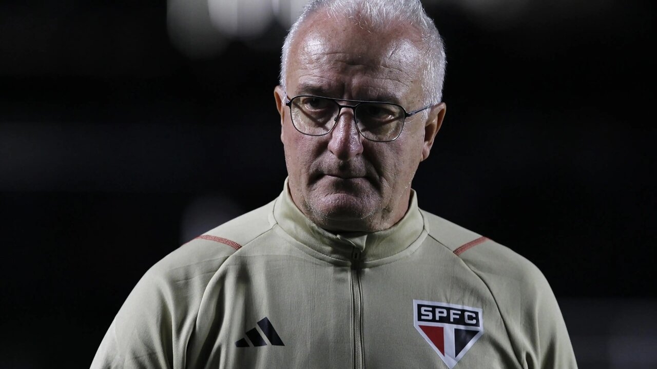 Dorival afirma que São Paulo vai se dedicar intensamente contra o Corinthians Lorena Bueri