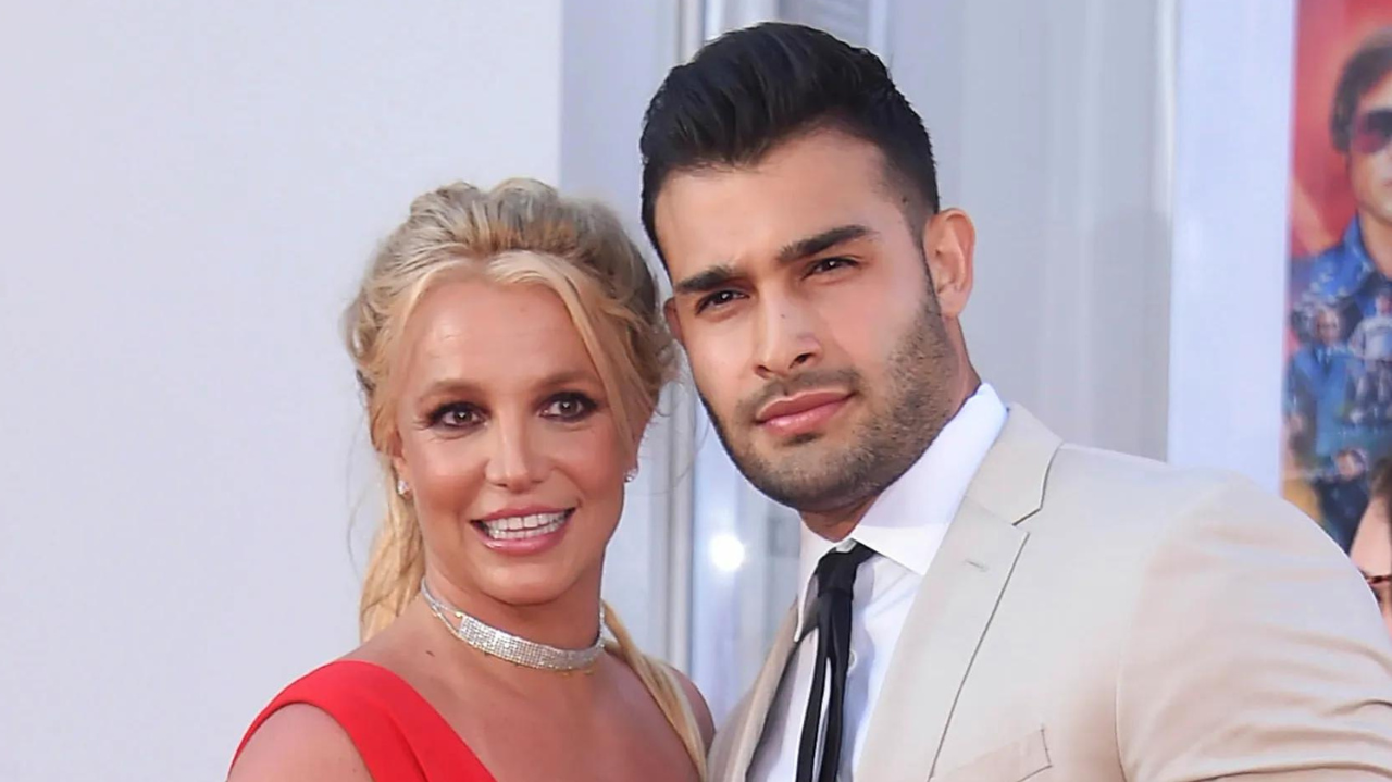 Britney Spears e Sam Asghari estão se divorciando após quase um mês separados Lorena Bueri
