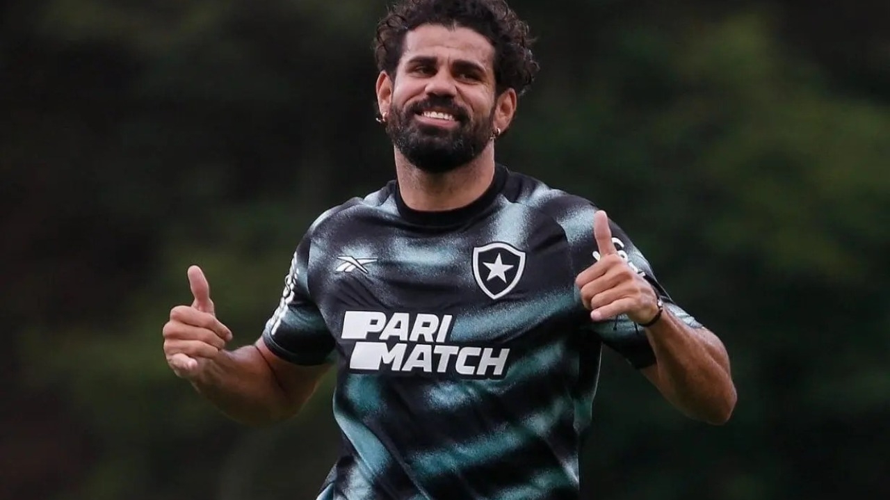 Diego Costa pode fazer sua estreia pelo Botafogo neste sábado Lorena Bueri