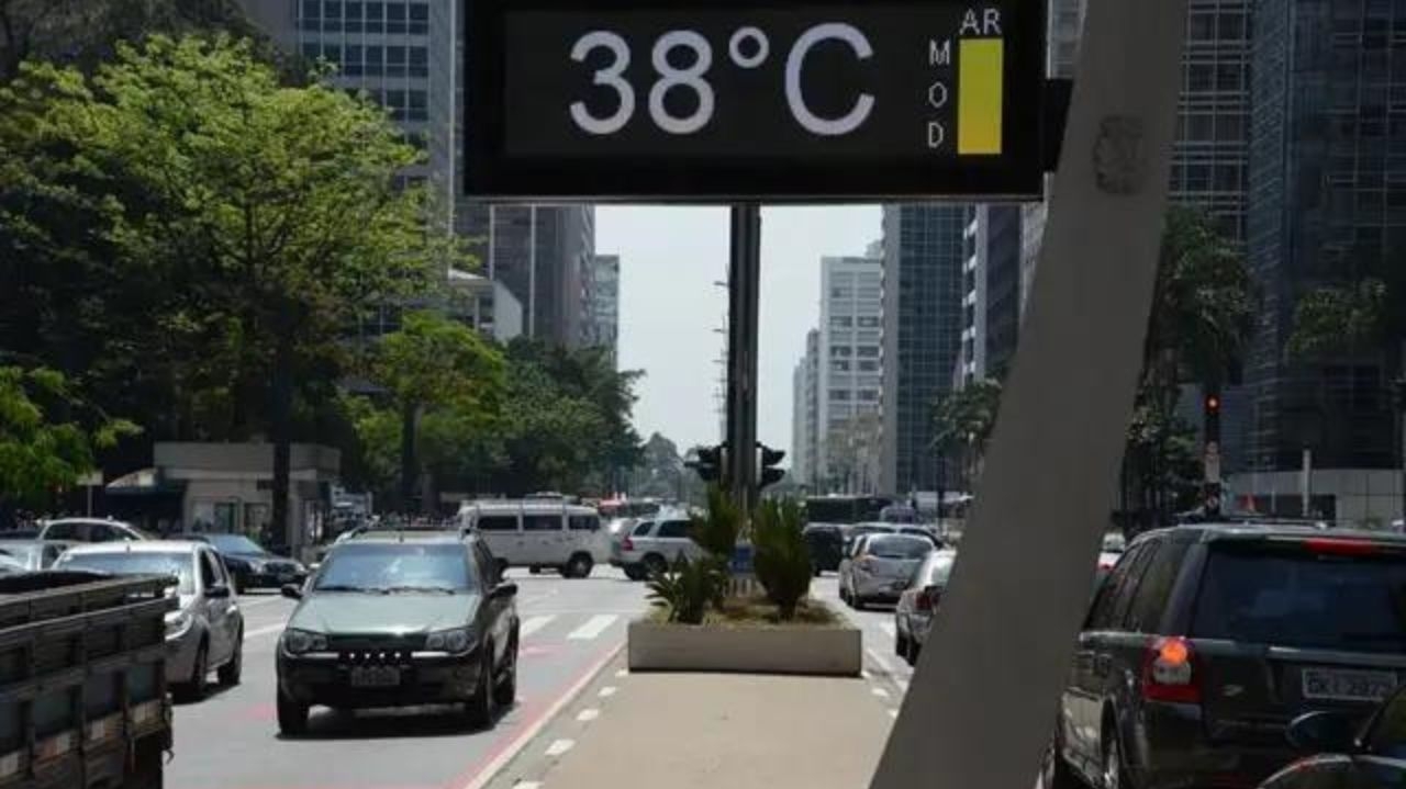  São Paulo pode ter possível recorde de temperatura, segundo especialistas  Lorena Bueri