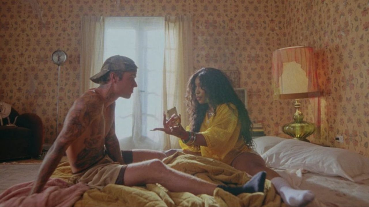 SZA lança versão remix de “Snooze” com participação de Justin Bieber Lorena Bueri