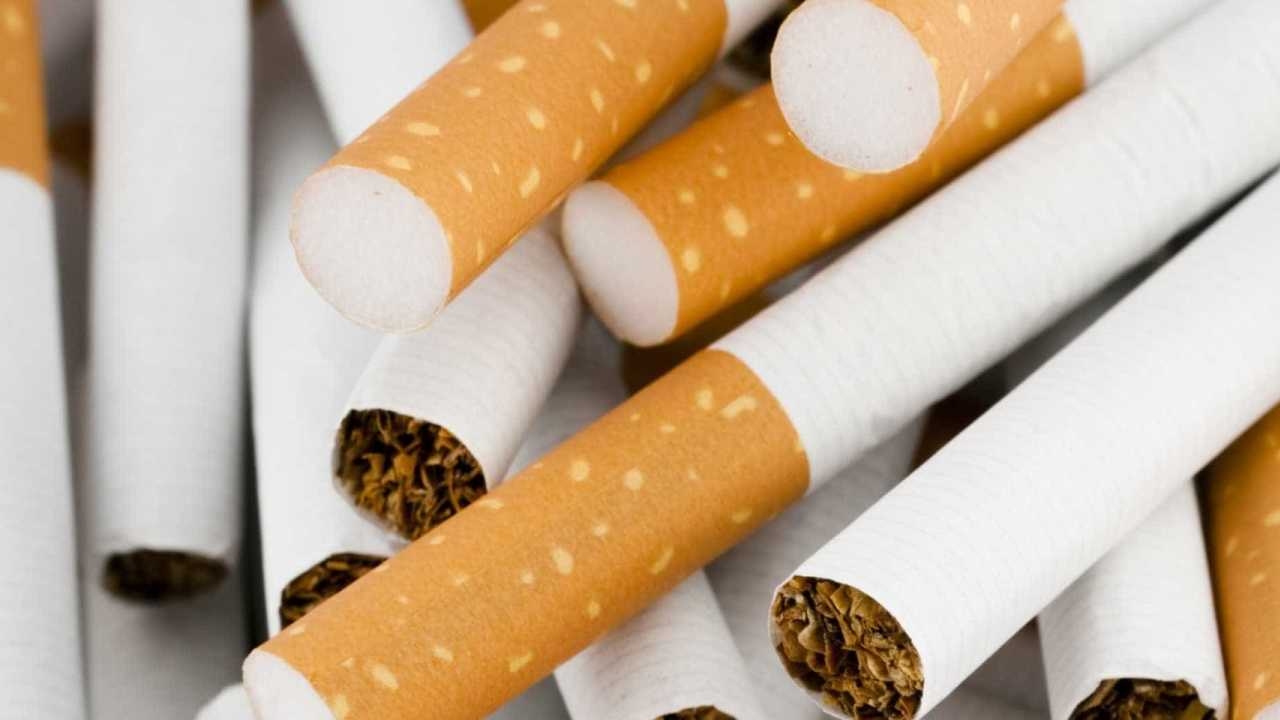 Aumentar impostos sobre cigarro pode diminuir a dependência de fumantes Lorena Bueri