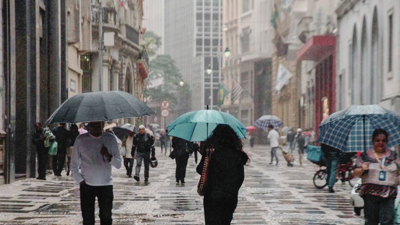 Última semana de agosto registra frio e chuva no RJ e em SP Lorena Bueri