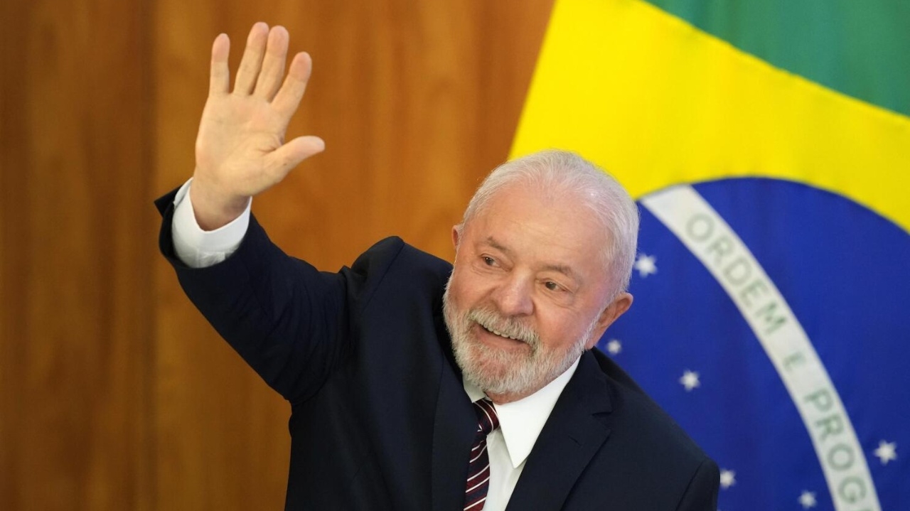 Presidente Lula deve fazer cirurgia no final de setembro após viagem internacional Lorena Bueri