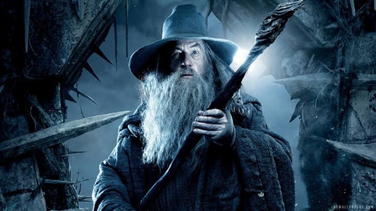 Ian McKellen ironiza atores que recusaram o papel de Gandalf em 'O Senhor dos Anéis' Lorena Bueri