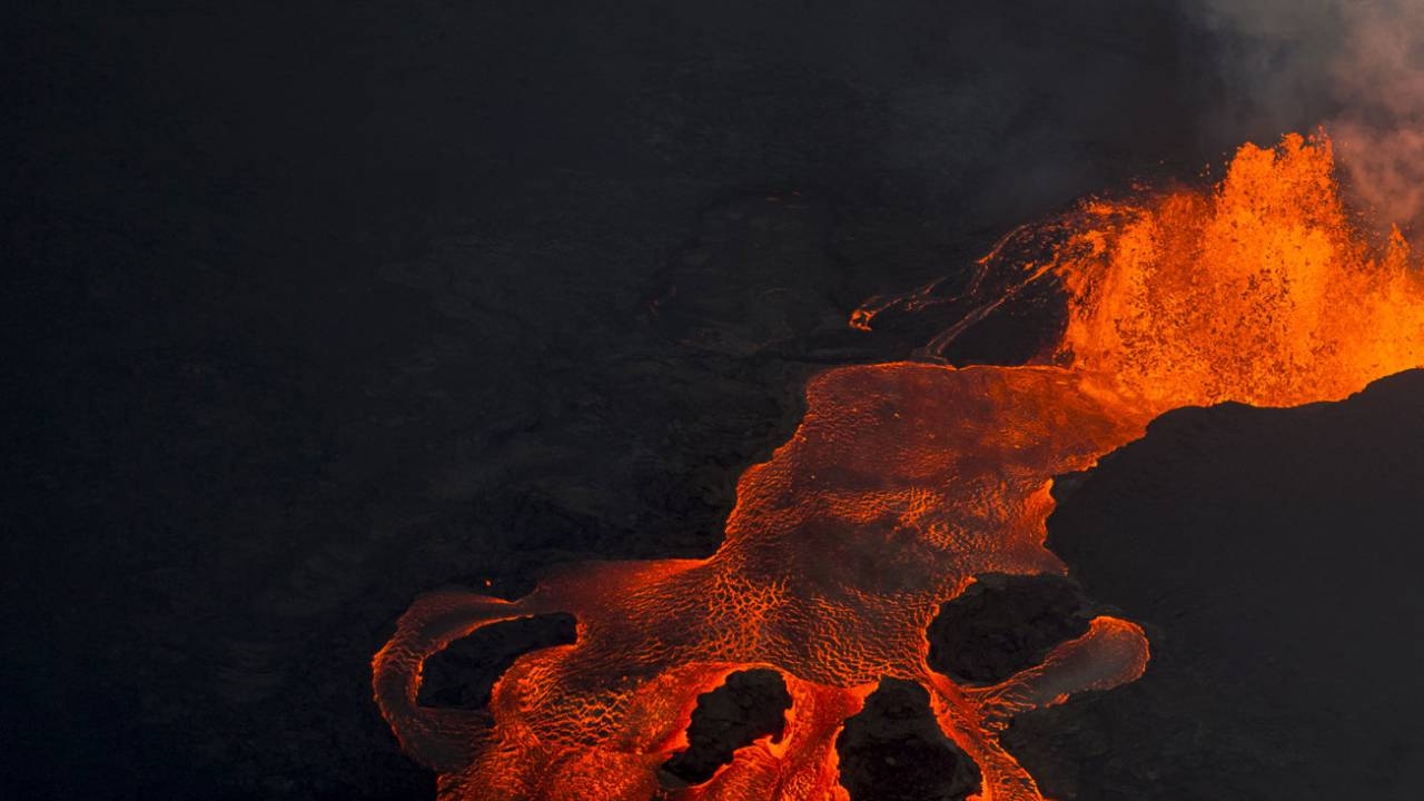 Vulcão Kilauea entra em erupção pela terceira vez neste ano Lorena Bueri