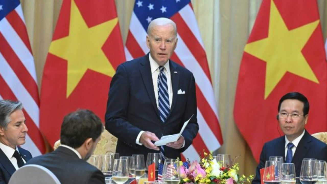 Joe Biden e empresas de tecnologia dos EUA discutem semicondutores no Vietnã Lorena Bueri