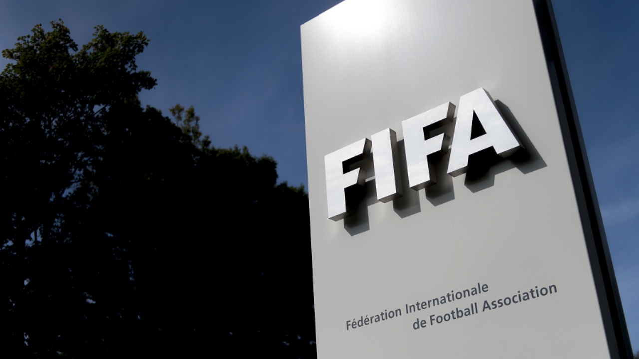 Fifa estende sanções a nível mundial de jogadores brasileiros