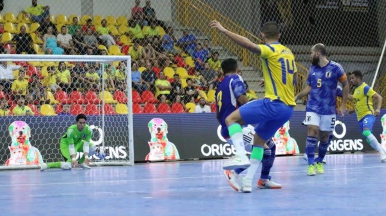 Brasil vence Japão na estreia da Copa das Nações de Futsal apesar dos desafios enfrentados Lorena Bueri
