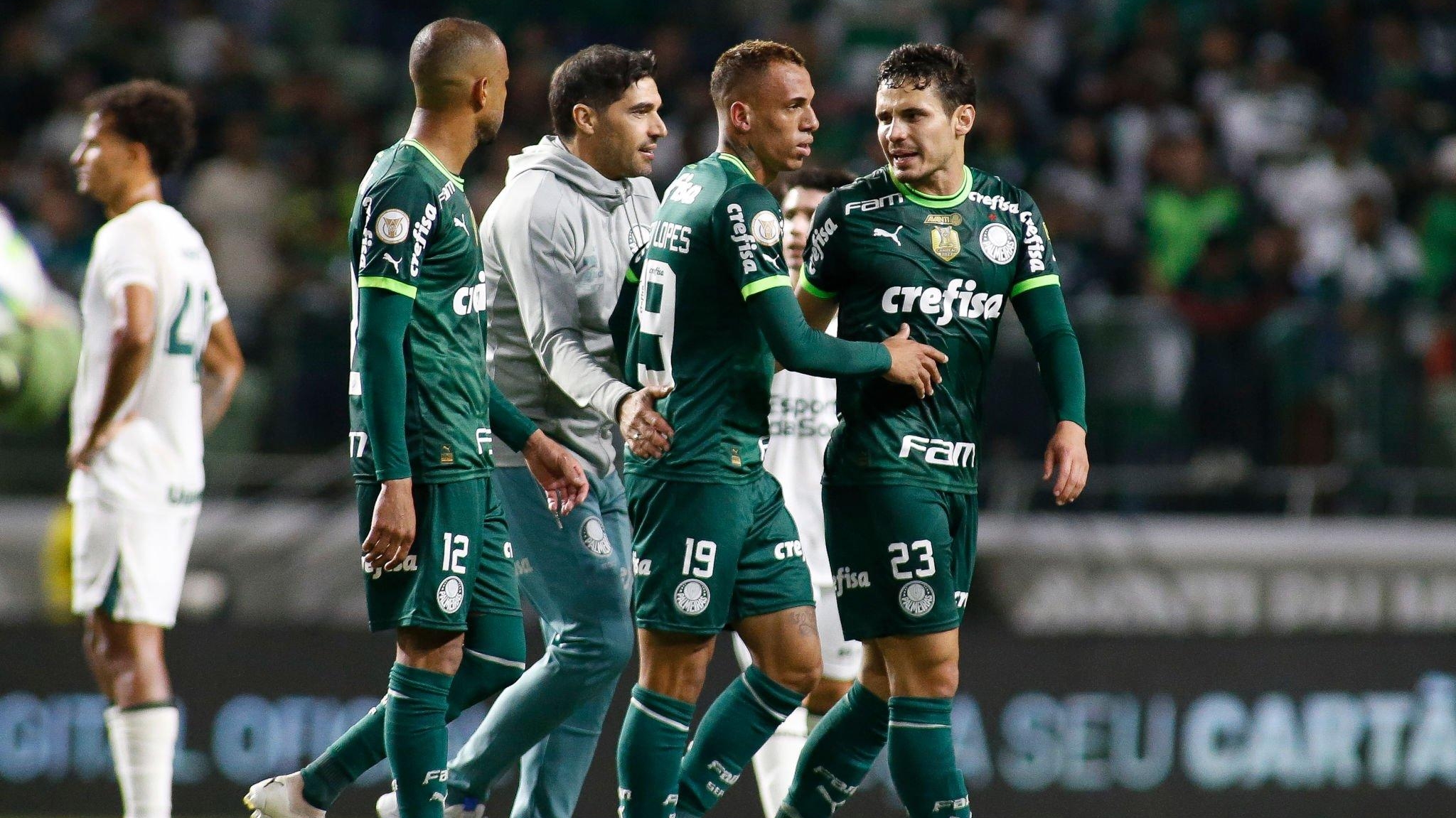 Palmeiras decide não aplicar punição em Breno Lopes pelos gestos em comemoração Lorena Bueri