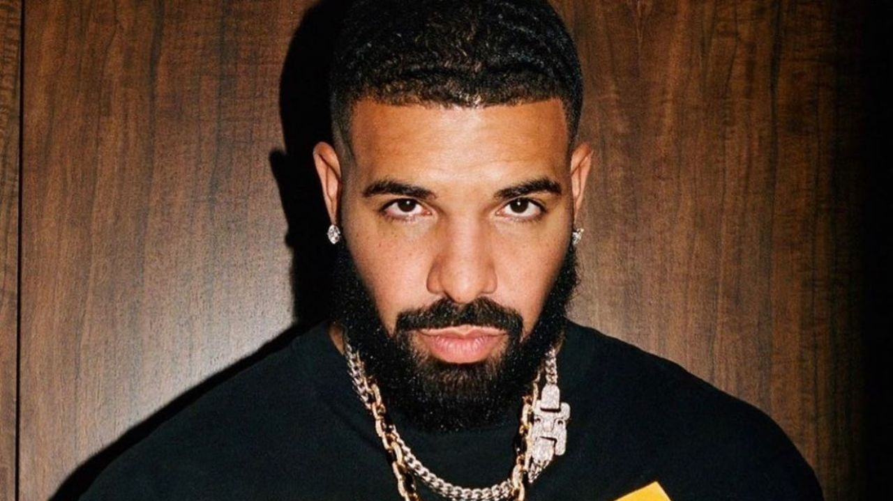 Drake adia data de lançamento de seu novo álbum 'For All the Dogs' Lorena Bueri