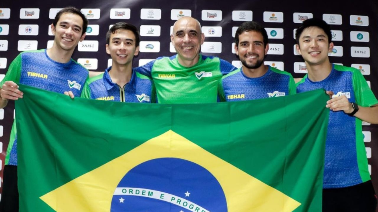 Brasil garante vaga nos Jogos Olímpicos no tênis de mesa masculino e feminino Lorena Bueri