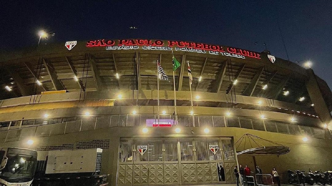 Dorival Júnior afirma que foco total do São Paulo está na decisão da Copa do Brasil Lorena Bueri