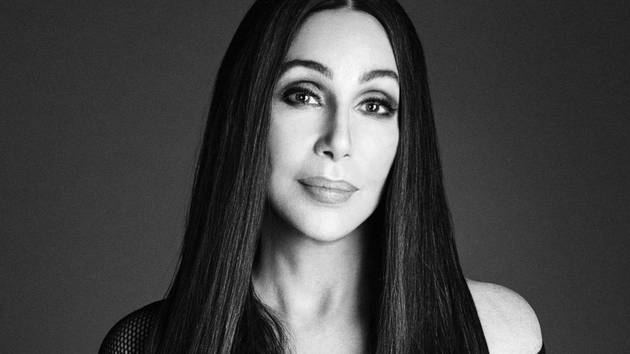 Cher é acusada de sequestrar o próprio filho Lorena Bueri