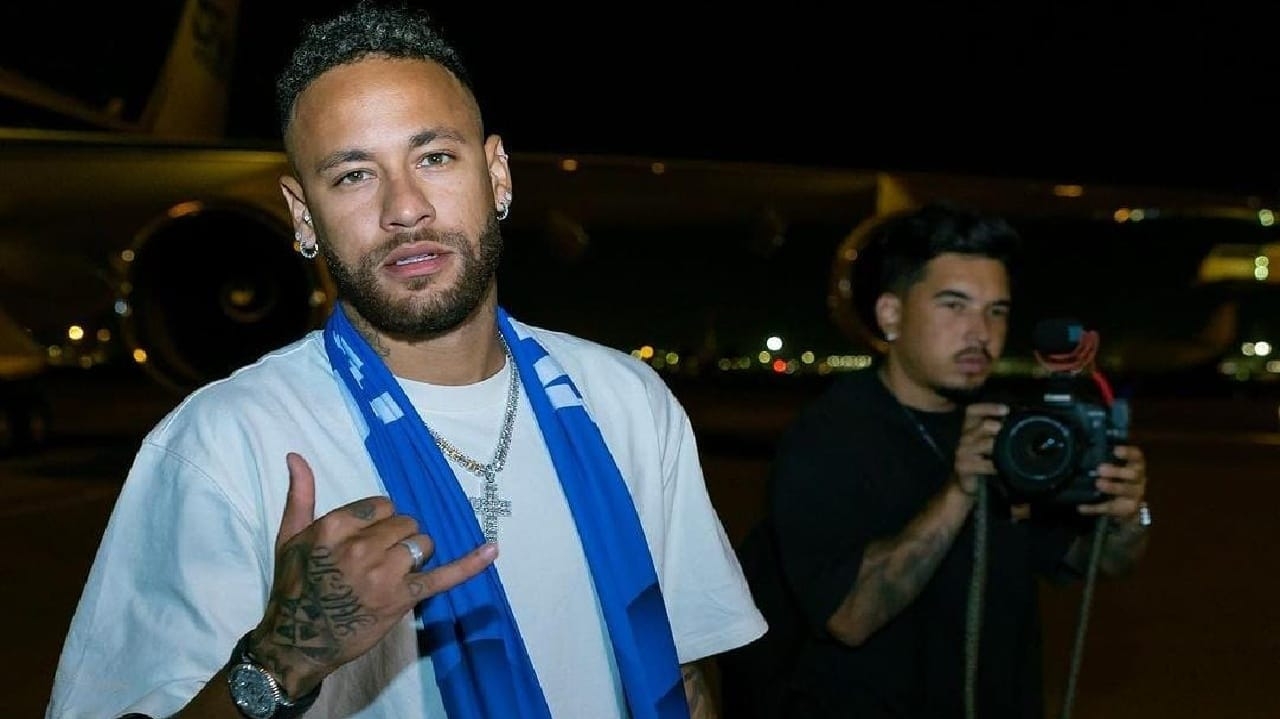Neymar debocha sobre exigências que teria feito para jogar no Al-Hilal Lorena Bueri
