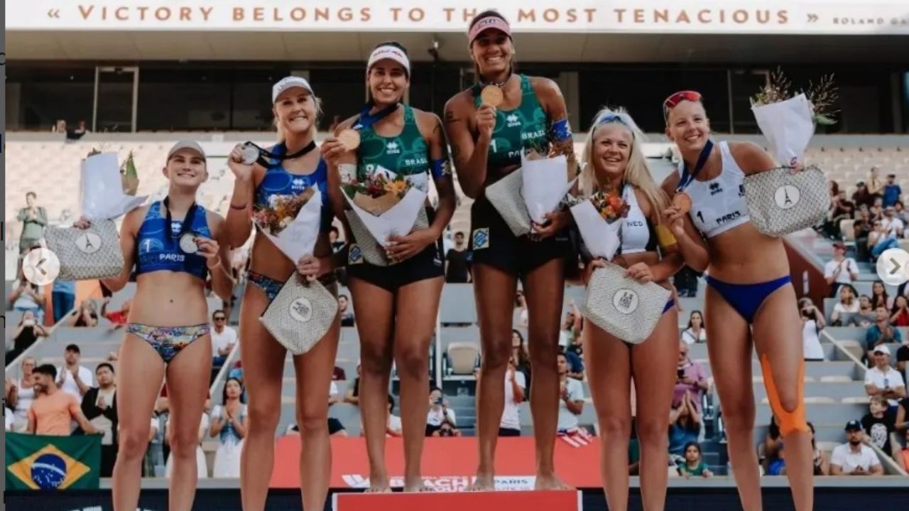 Brasil é campeão mundial de vôlei de praia com Duda e Ana Patrícia