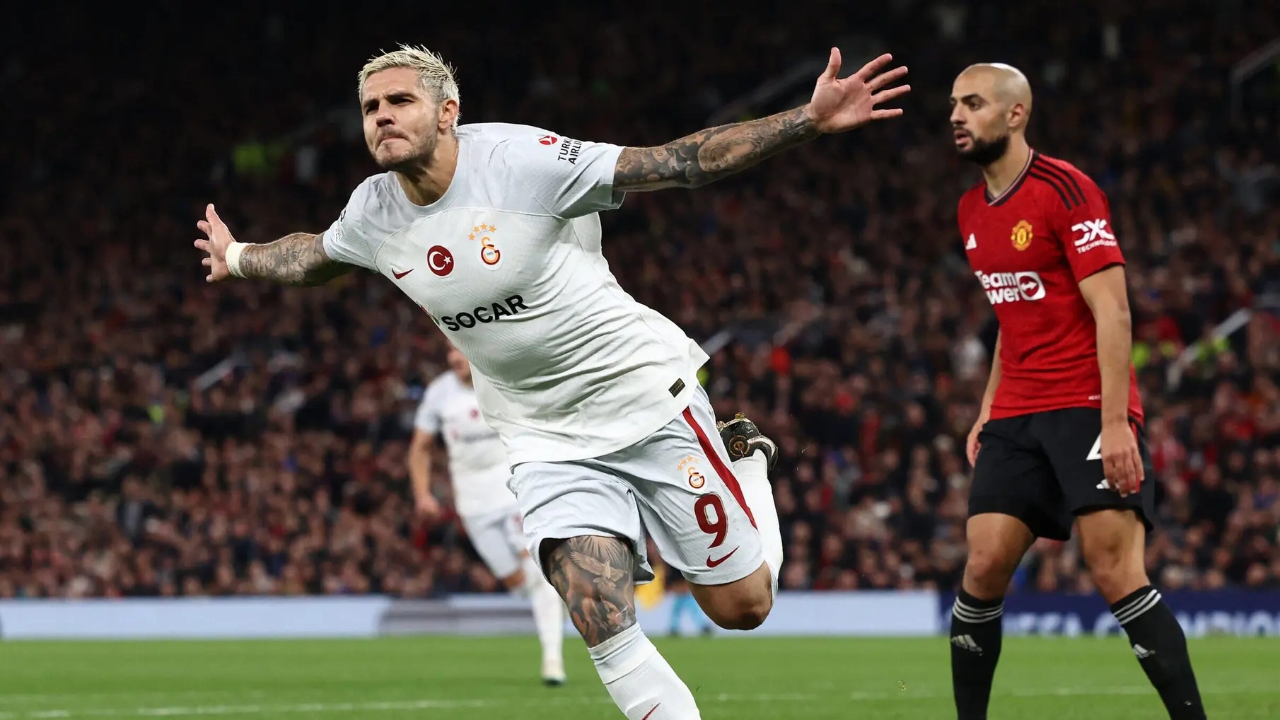 Galatasaray surpreende e vence o Manchester United em jogo emocionante