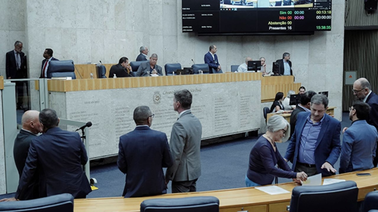 Câmara de vereadores aprova projeto de isenção de IPTU para imóveis da Cracolândia em SP Lorena Bueri
