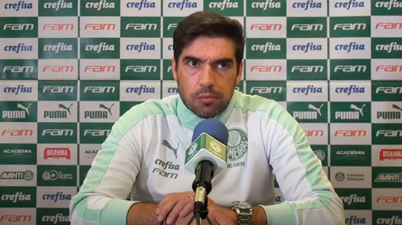 Abel Ferreira troca farpas com jornalistas após derrota para o Boca Júniors Lorena Bueri