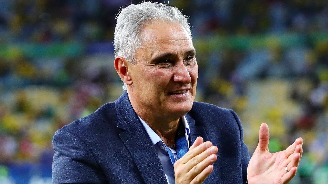 Tite fecha com o Flamengo até dezembro de 2024 Lorena Bueri