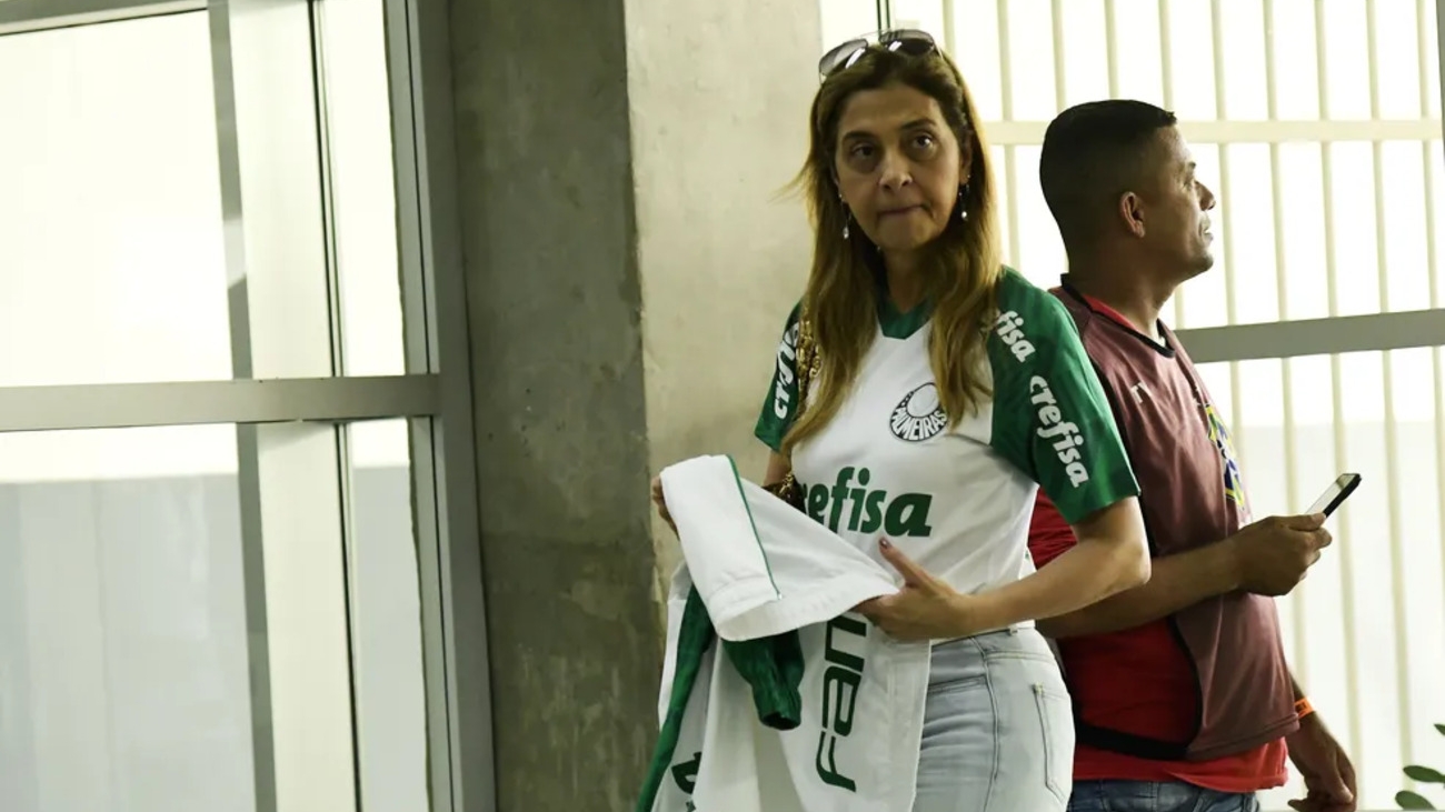 Leila Pereira condena vandalismo de torcedores e afirma: “violência sem sentido” Lorena Bueri