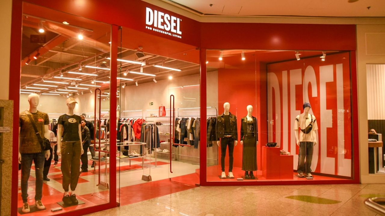 Diesel celebra sucesso em Salvador com grande evento Lorena Bueri