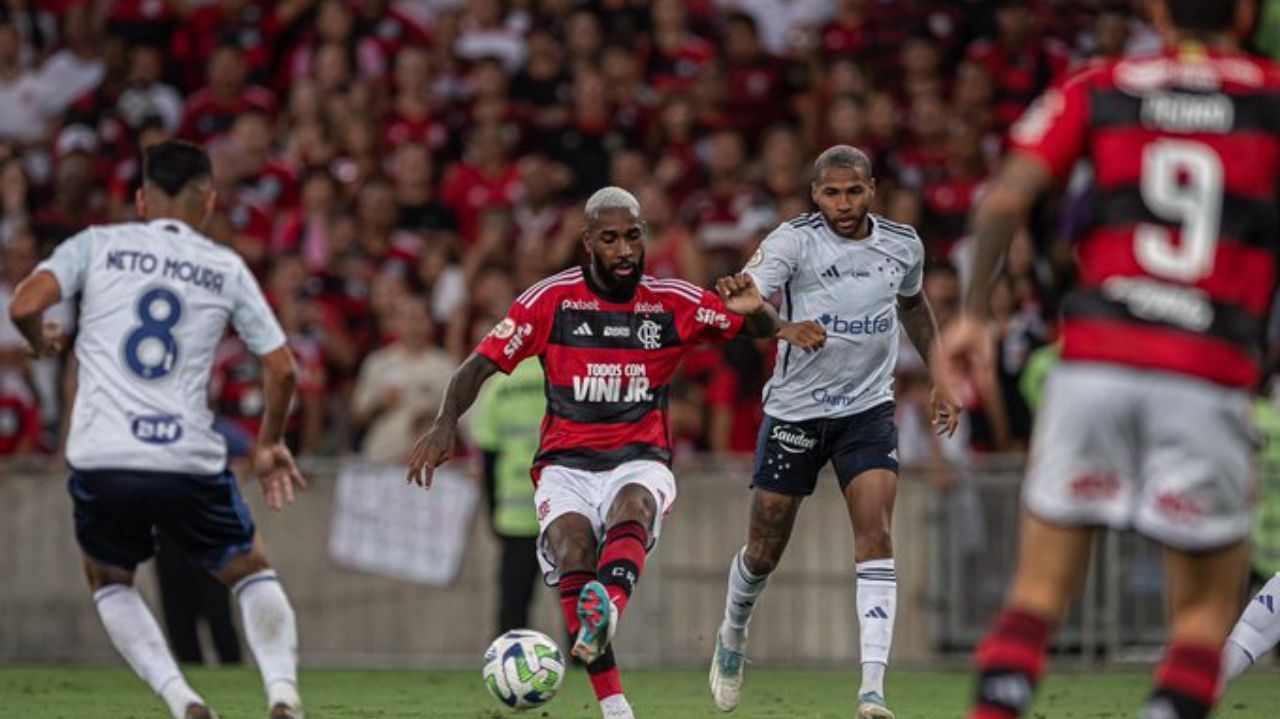 Cruzeiro x Flamengo: escalações, análise e onde assistir Lorena Bueri