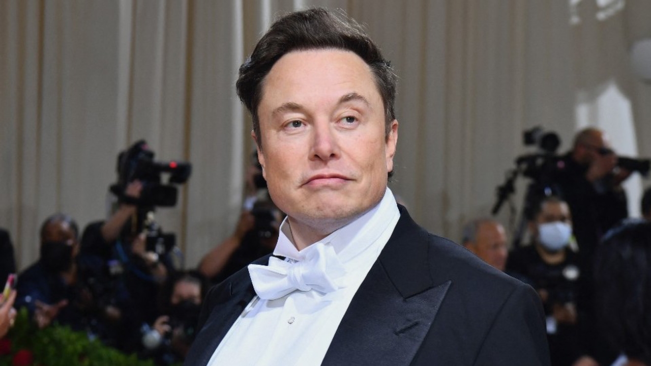 Elon Musk anuncia nova assinatura Premium para rede social X Lorena Bueri