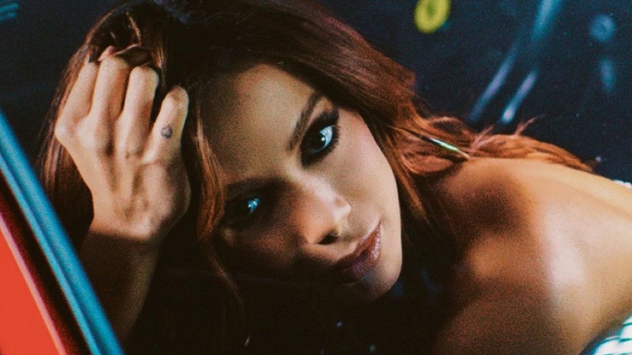 Anitta alcança topo de ranking do Spotify com sua nova música 'Mil Veces' Lorena Bueri