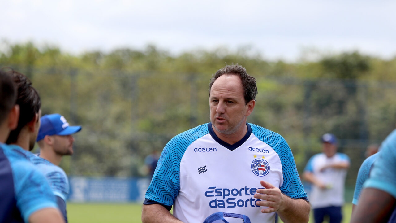 Rogério Ceni reencontra o Cruzeiro quatro anos após passagem conturbada Lorena Bueri