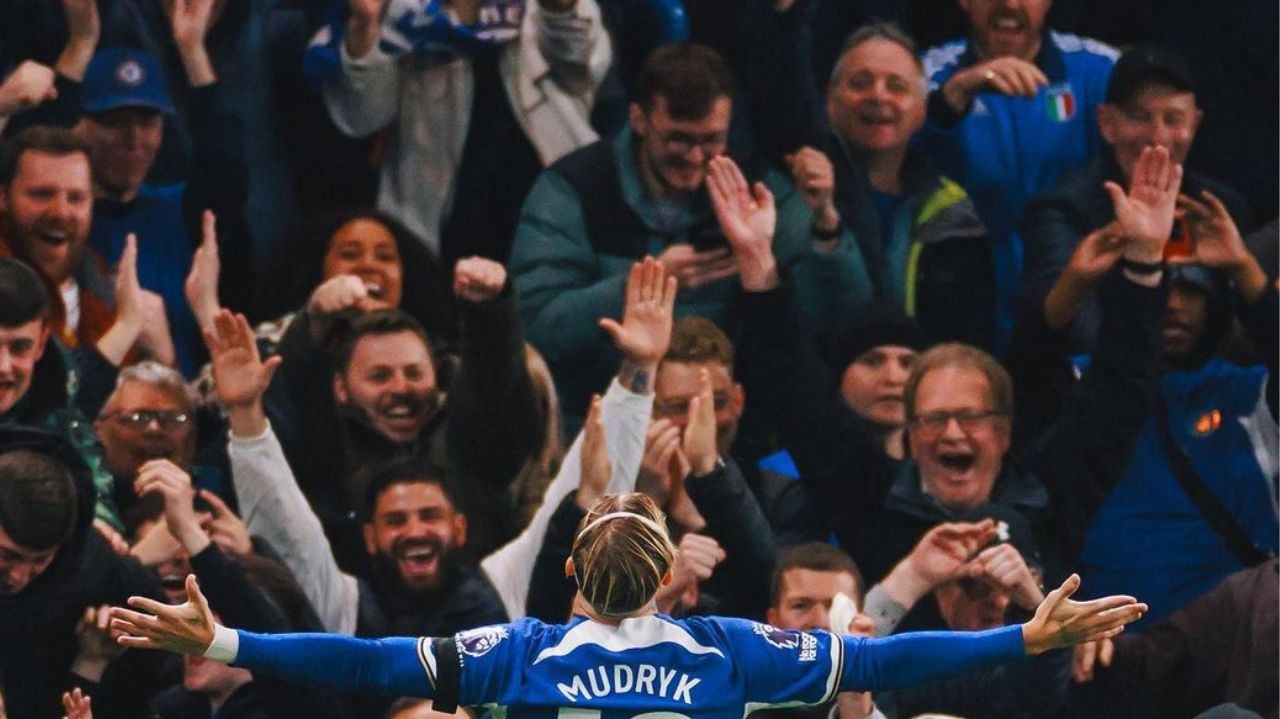 Torcida do Chelsea reclama de jogo da Premier League na véspera de Natal Lorena Bueri