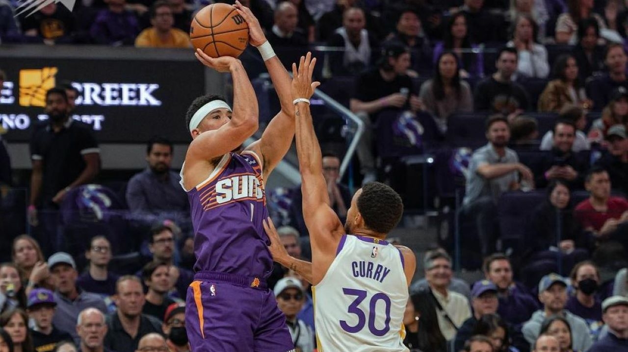 Phoenix Suns e Los Angeles Lakers duelam na NBA Lorena Bueri