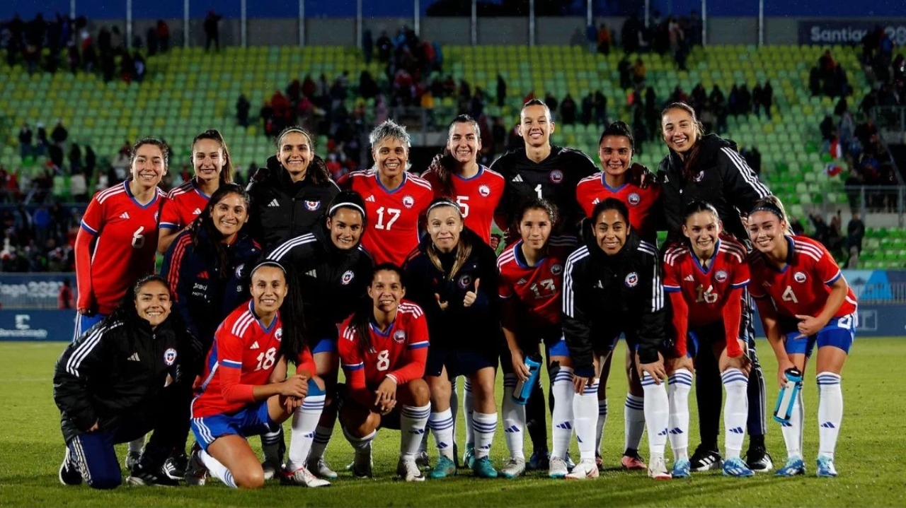 Seleção Feminina do Chile vai improvisar jogadora do Bahia no gol para a disputa do ouro Lorena Bueri