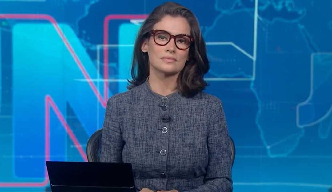 Renata Vasconcellos permanece afastada do Jornal Nacional devido resfriado
