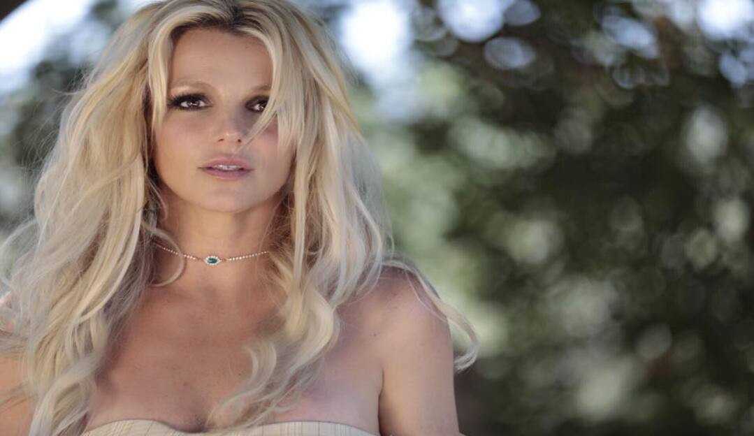Britney Spears anuncia que não fará mais shows enquanto for mantida sob tutela