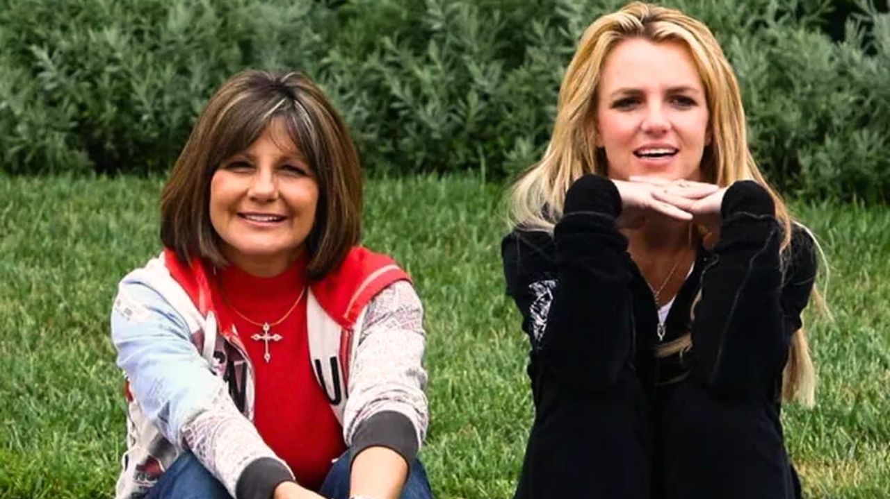 Mãe de Britney Spears rebate declarações da filha em biografia: 'nunca faria isso' Lorena Bueri
