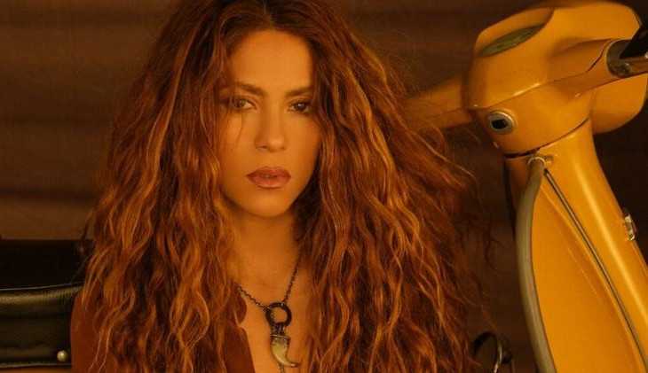 Shakira lança single e intriga fãs sobre sua sexualidade: 'Shakira  é Lésbica?