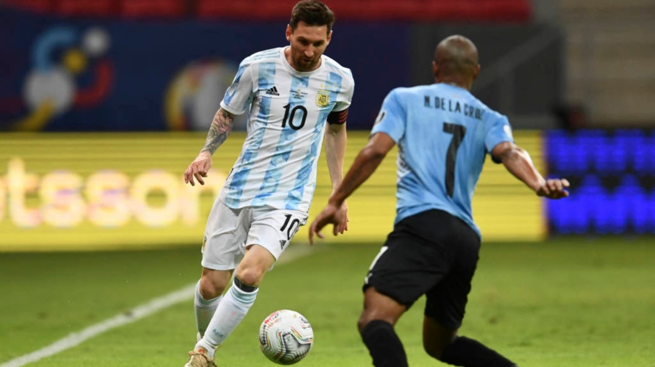 Argentina x Uruguai: eliminatórias sul-americanas para a Copa do Mundo de 2026 Lorena Bueri