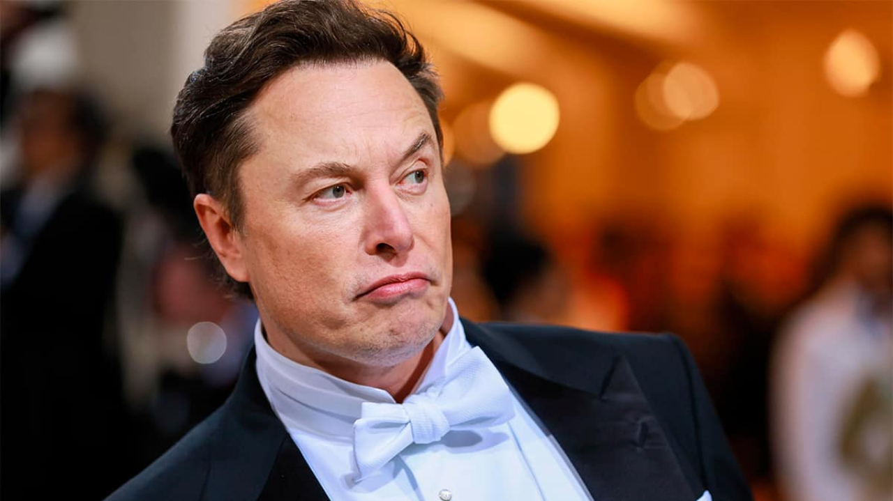 Empresas retiram anúncios do X após comentário de Musk Lorena Bueri