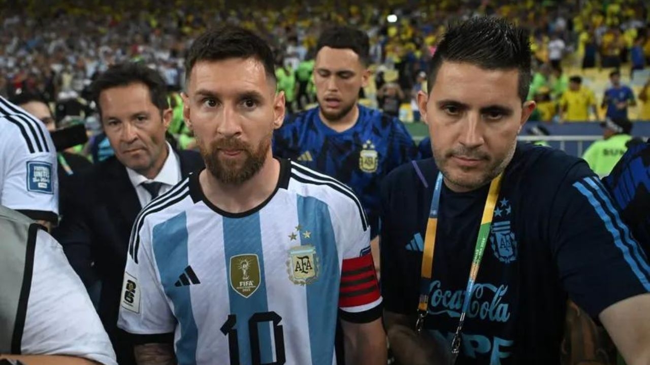 Após confusão, Messi lamenta e critica postura da polícia no clássico contra o Brasil Lorena Bueri