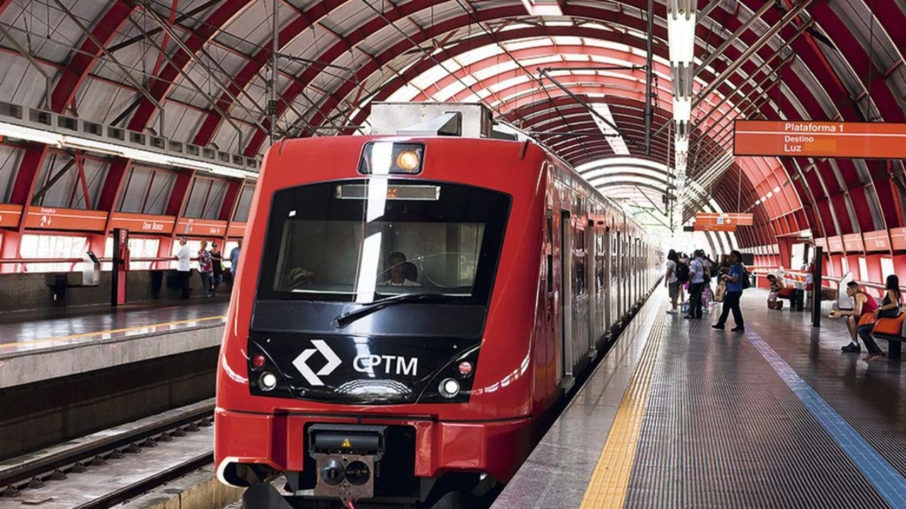 Trens da CPTM e Metrô voltam a circular normalmente após greve em São Paulo Lorena Bueri