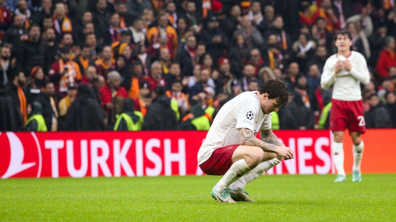 Manchester United cede empate contra o Galatasaray e pode ser eliminado na Champions Lorena Bueri
