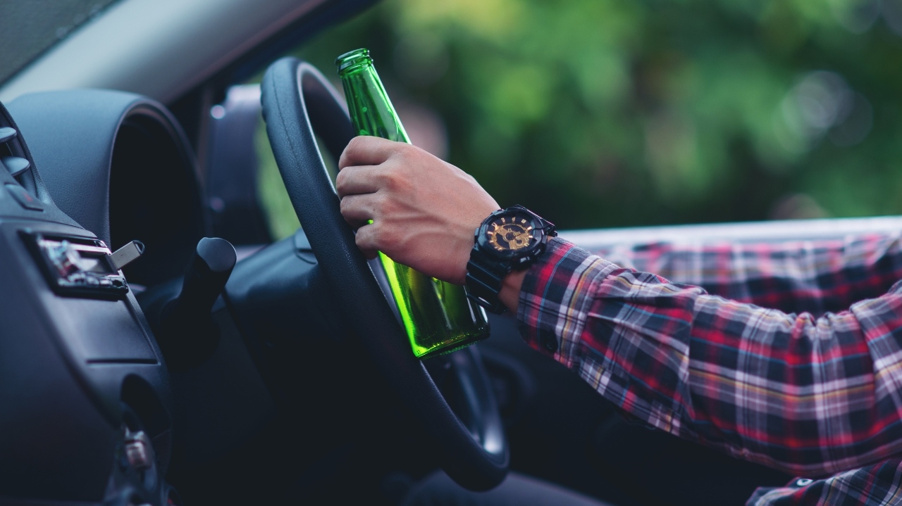 Ministério da Saúde aponta que homens dirigem mais que mulheres após ingerir bebidas alcóolicas  Lorena Bueri